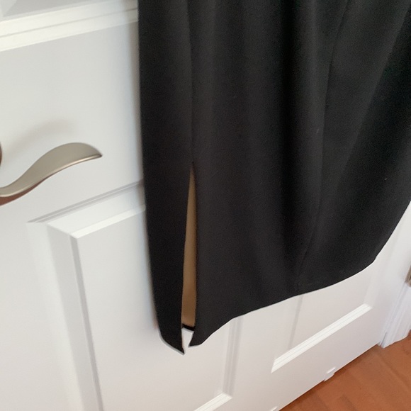 Maggy London Basic Black Dress. Size 16 - Picture 2 of 5